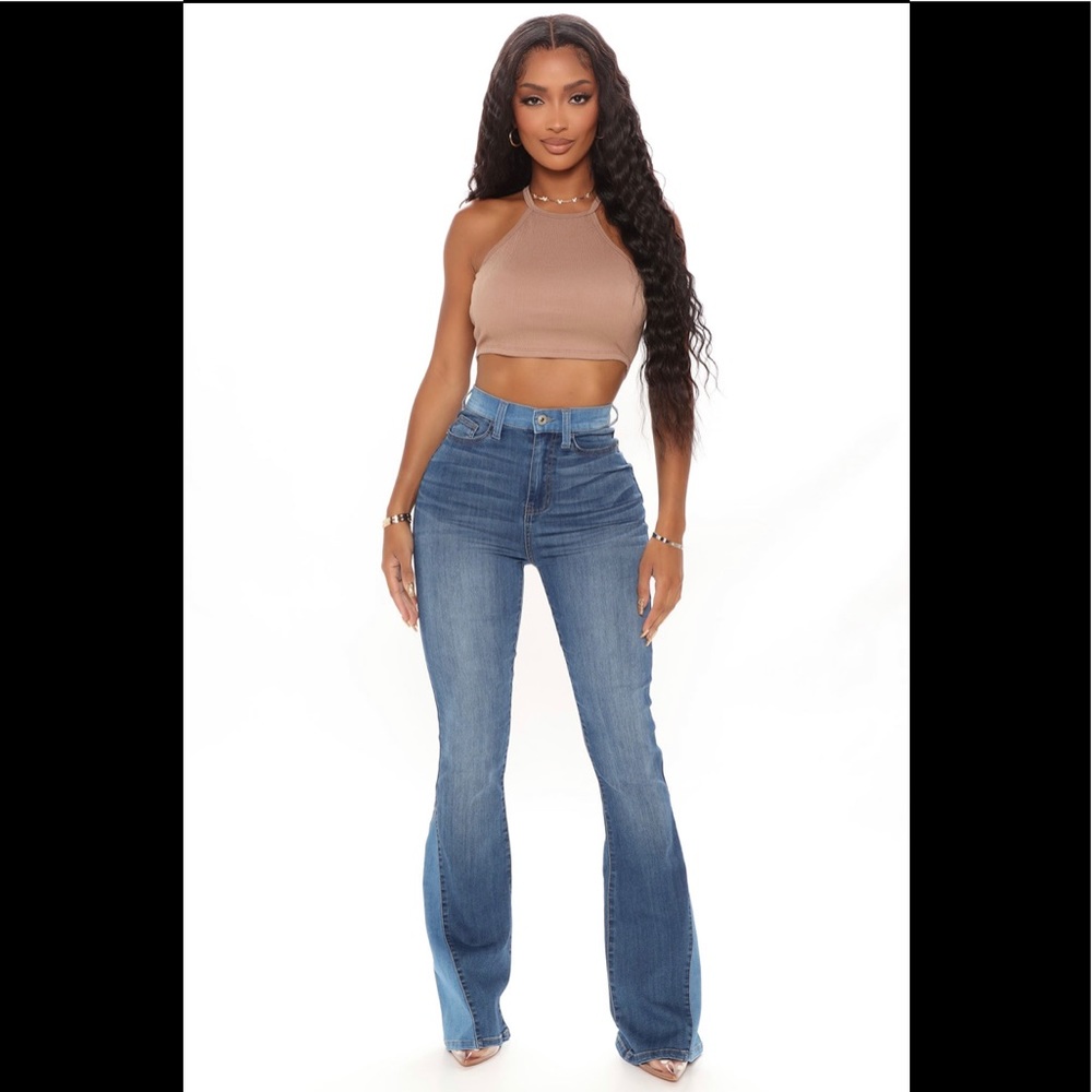 Fashion nova Flare Jeans